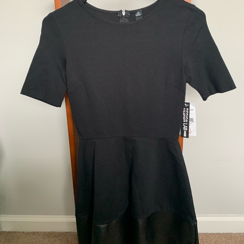 Design Lab Women’s Short Dresses